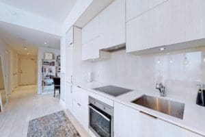 601-1990 Bloor Street West Kitchen